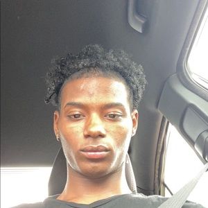 Meet your Posher, Justin